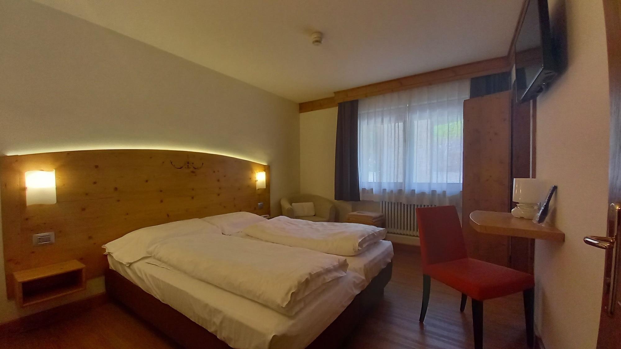 Hotel Monte Bondone Vaneze Bagian luar foto